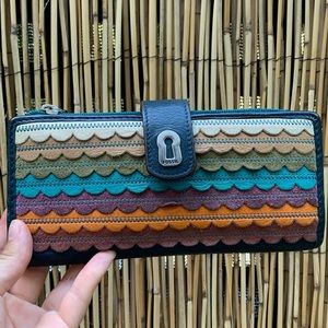 Fossil wallet